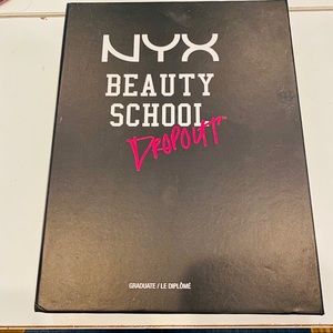NYX Beauty School Dropout